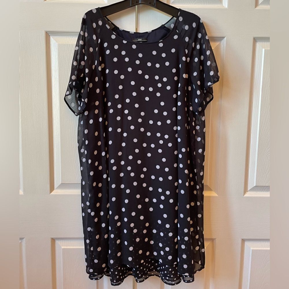 BLACK AND WHITE POLKA DOT SHORT DILMAN SLEEVE CREPE DRESS FULLY LINED SIZE 22W - Picture 2 of 6